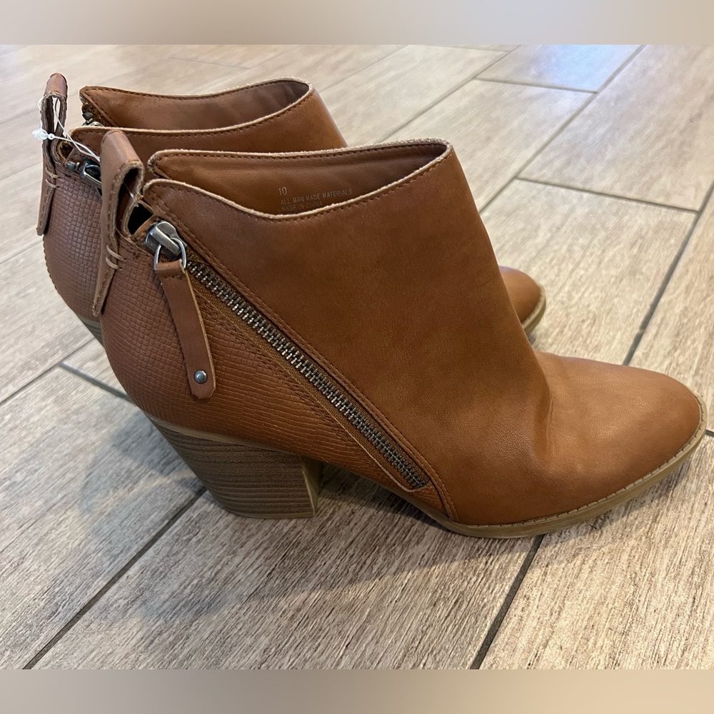 Dolce Vita Brown Boot Heels